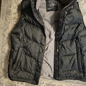 L.L. Bean Men's Dark Gray Quilted Vest